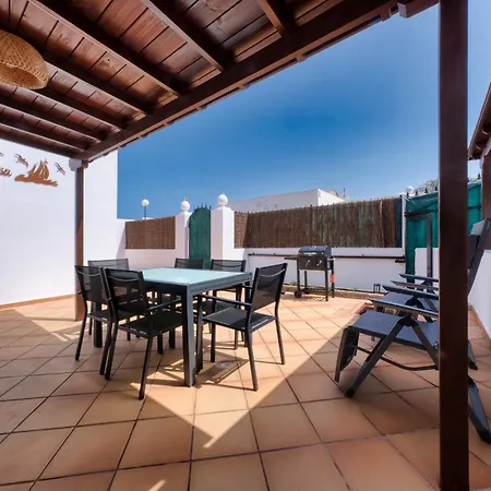 Holiday home Rosa-private Pool, Quiet Area Arrecife (Lanzarote)